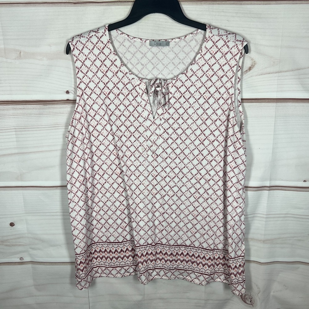 Dahlia Top Womens 2X Red Geometric Tank Sleeveless Blouse Knit Tie Neck Pullover